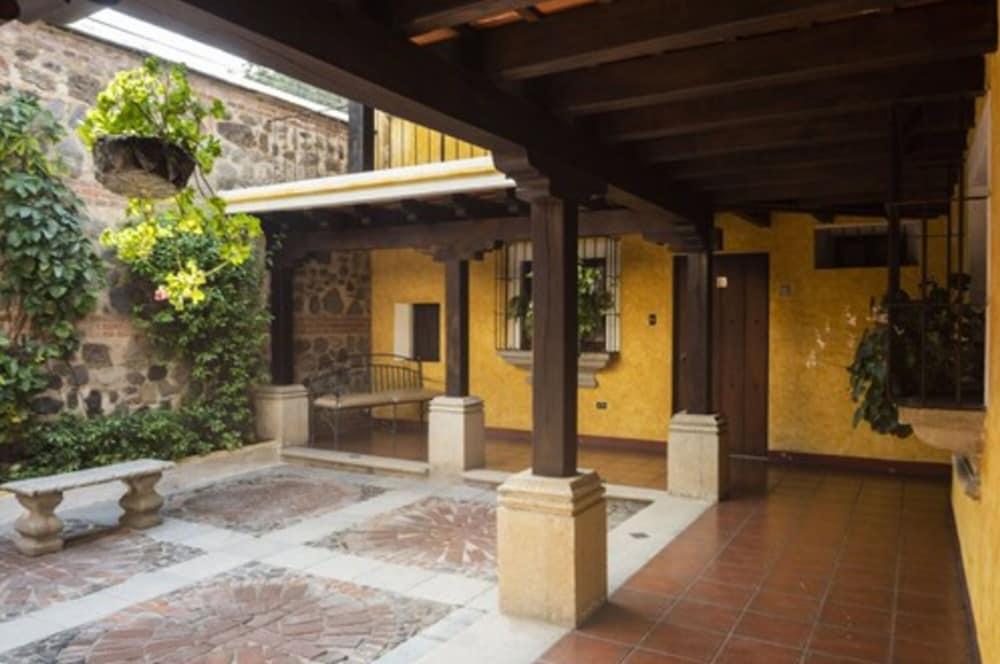 Villa Colonial Antigua Exterior photo